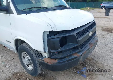 2006 Chevrolet Express Work Van z USA, uszkodzony, nr VIN 1GCGG25V861115393